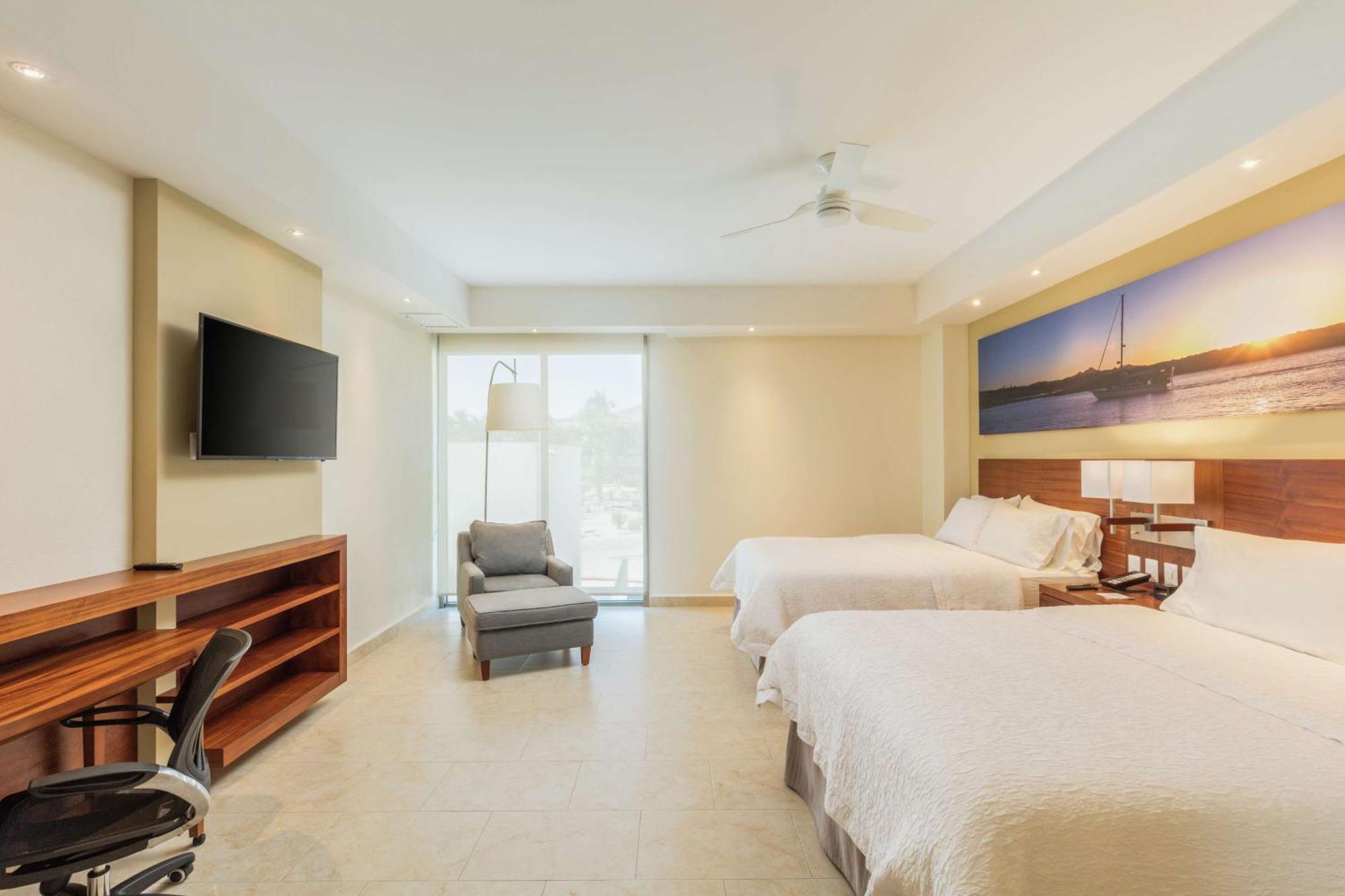 Hampton Inn & Suites By Hilton Los Cabos San Jose del Cabo Exterior photo